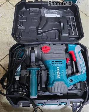 Total Rotary Hammer 1500W 32mm