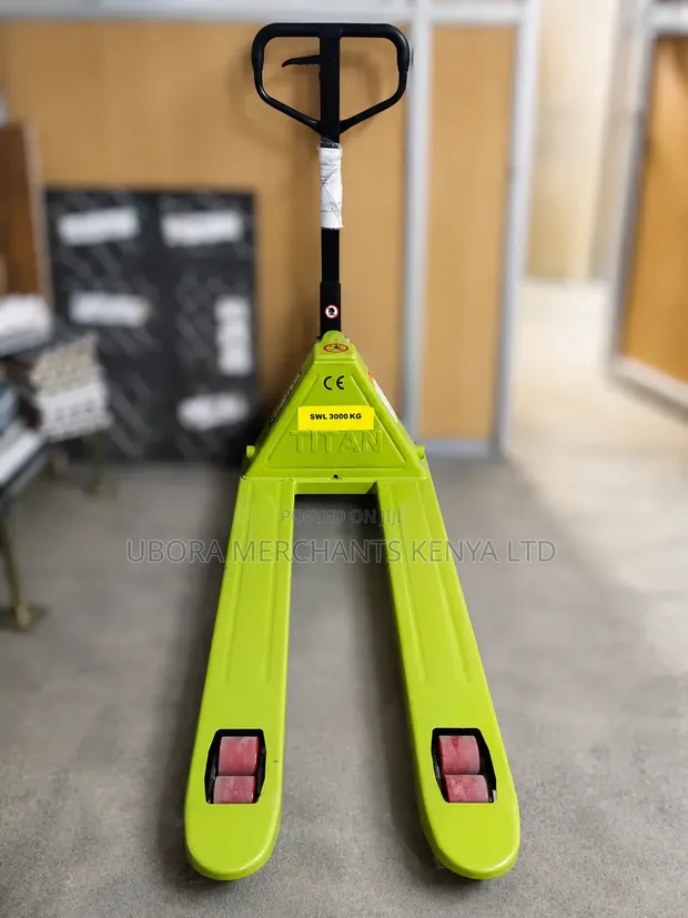 Titan Pallet Truck 3 Tonne - 1