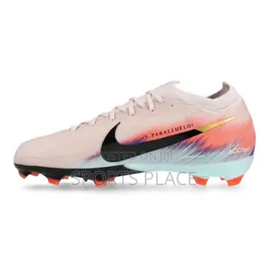 Viatu vya Mpira wa Miguu vya Nike "United Pack" Vapor 16 FG - Silt Red