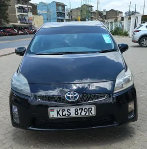 Toyota Prius 2012 Nyeusi