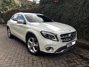 Mercedes-Benz GLA-Class 2017