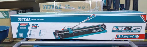 Total Heavy Duty Manual Tile Cutter - 1