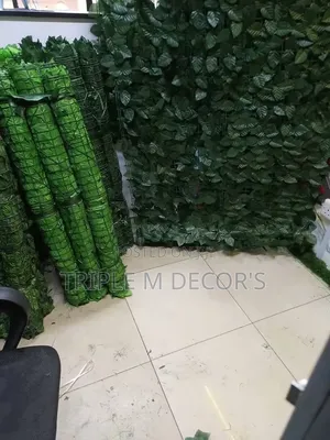 Artificial Ivy Privacy Screen Roll for Balcony