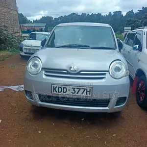 Toyota Sienta 2016 Nyeupe