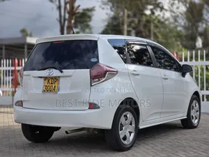 Toyota Ractis 2016 Nyeupe