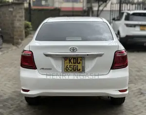 Toyota Axio 2015