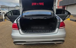 Mercedes-Benz E250 2016 Nyeupe