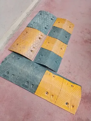 Rubber Speed Bump (Inaunganishwa, 50mm Nene)