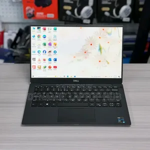 Dell XPS 13 9300 Laptop - Core i7, 16GB RAM, 512GB SSD