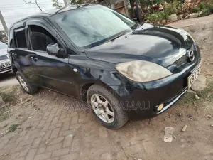 Mazda Demio 2008 Nyeusi