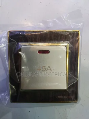 ITC 45A Mpya Wooden DP Switch