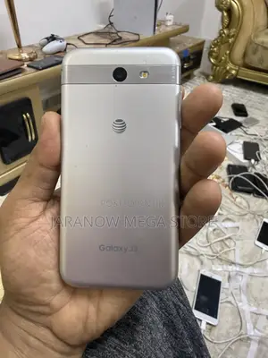 Samsung Galaxy J3 16GB Kijivu