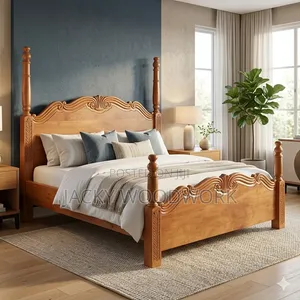 Kitanda cha Premium cha Mahogany Imara 5x6 cha Chini chenye Muundo wa Taji wa Kifahari