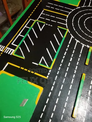 Driving School Model Town Board with Toy Cars