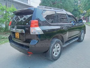 Toyota Land Cruiser Prado 2014 Nyeusi