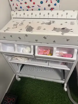 Mothercare Bafu la Mtoto na Meza ya Kubadilisha