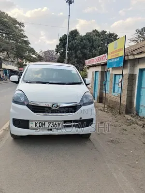 Daihatsu Mira 2016 Nyeupe