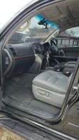 Toyota Land Cruiser Prado V8 2014 Black - 2