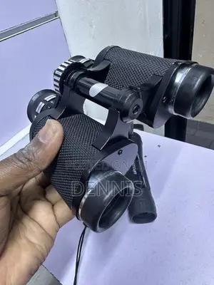 Tasco Model 320 8x30 Darubini