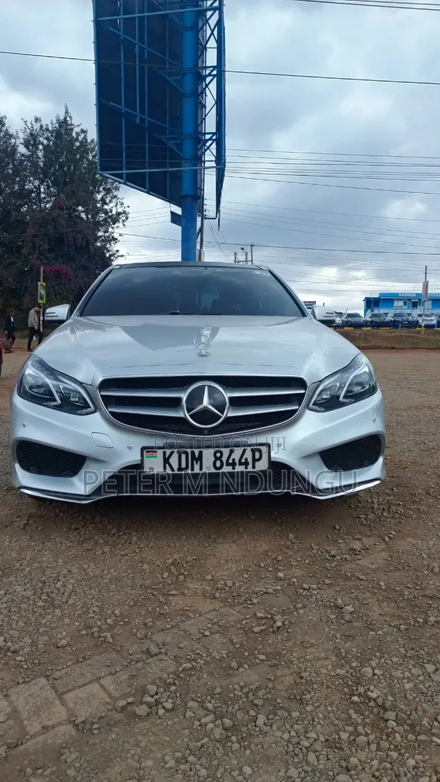 Mercedes-Benz E250 2016 Silver - 1