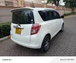 Toyota Ractis 2008 Nyeupe - 5