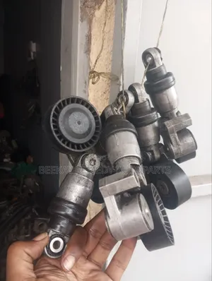 Tensioner ya Injini ya Mazda P3 - Demio, Axela
