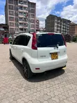 Nissan Note 2010 Nyeupe - 4