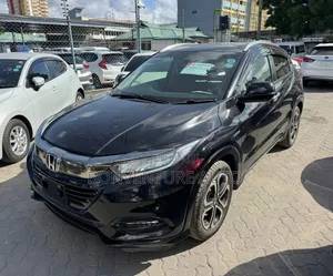 Honda Vezel 1.5 Hybrid 2WD 2019 Nyeusi