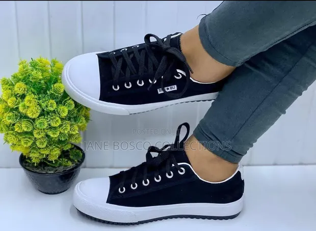 Double Sole Rubbers - Viatu vya Wanawake vya Kawaida - 1