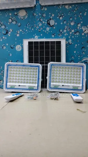2-in-1 200W THD Solar Floodlight