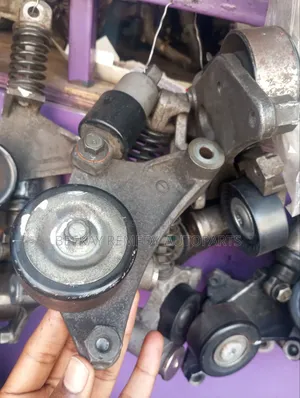 Toyota 1AZ Tensioner - Noah, Voxy, Avensis, Wish