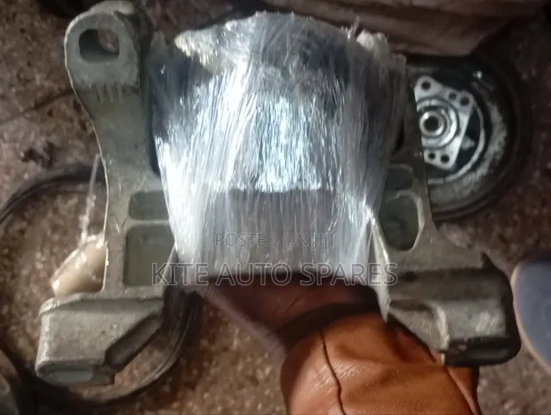 Mazda CX-5 Engine Mounting (Iliyo tumika) - 1