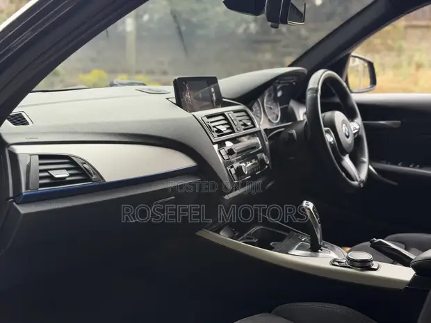 BMW 116i 2016 Black - 1