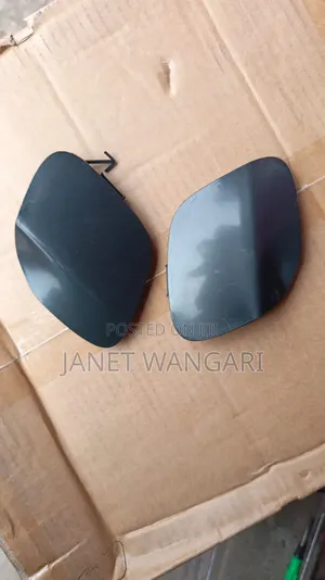 Toyota Fielder/Axio 161 Towing Hook Cover