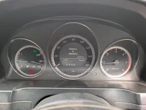 Mercedes-Benz C220 Classic 2010 Diesel