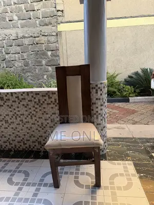 6 Dining Table Chairs - Used