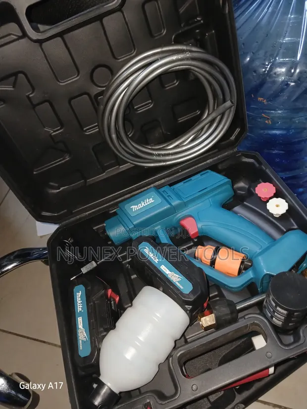 Portable Cordless Pressure Washer Kit - 1