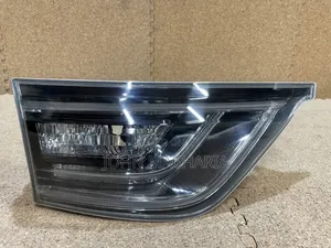 Used Boot Light for Toyota Harrier (2014-2017)
