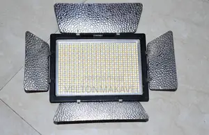 Yongnuo YN900 Pro LED Video Light Panel