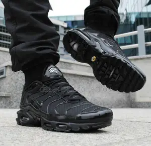 Nike Tn Classic Sneakers