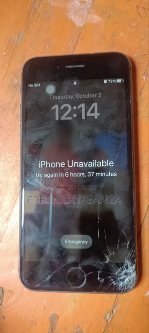 Apple iPhone 8 128GB Black (Network Locked)