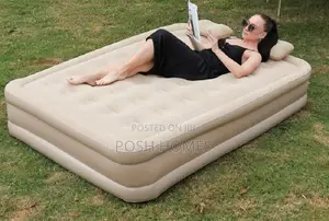 Queen Comfort Plush Airbed with Fibre & Built-in Pump