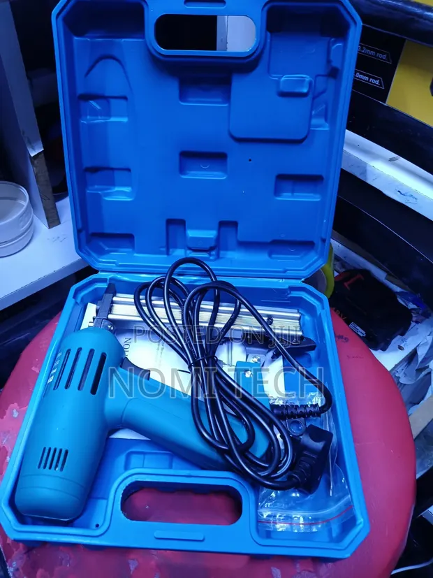 Heavy Duty Electric Brad Nailer - 1