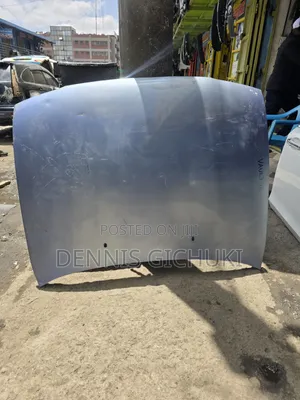 Bonnet ya Toyota Corolla AE102/100/G-Touring - I tumika