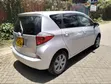 Toyota Ractis 2010 Nyeusi - 4