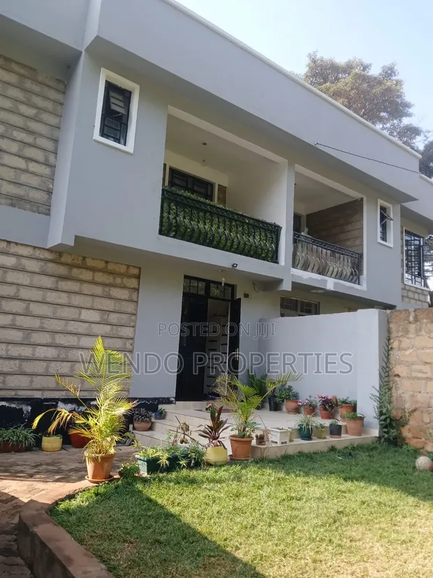 4 Bedroom All Ensuite Villa for Rent in Karen C - 1