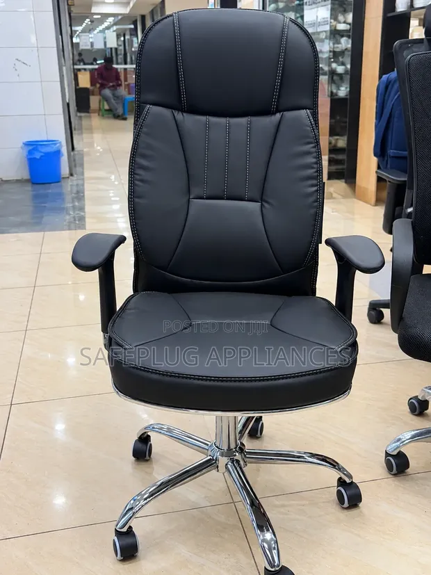 Executive High-Back Leather Office Chair - 1
