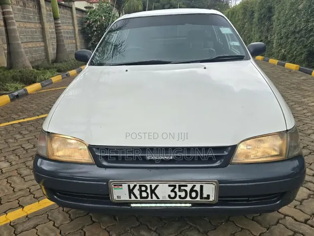 Toyota Caldina 2004 White - 1