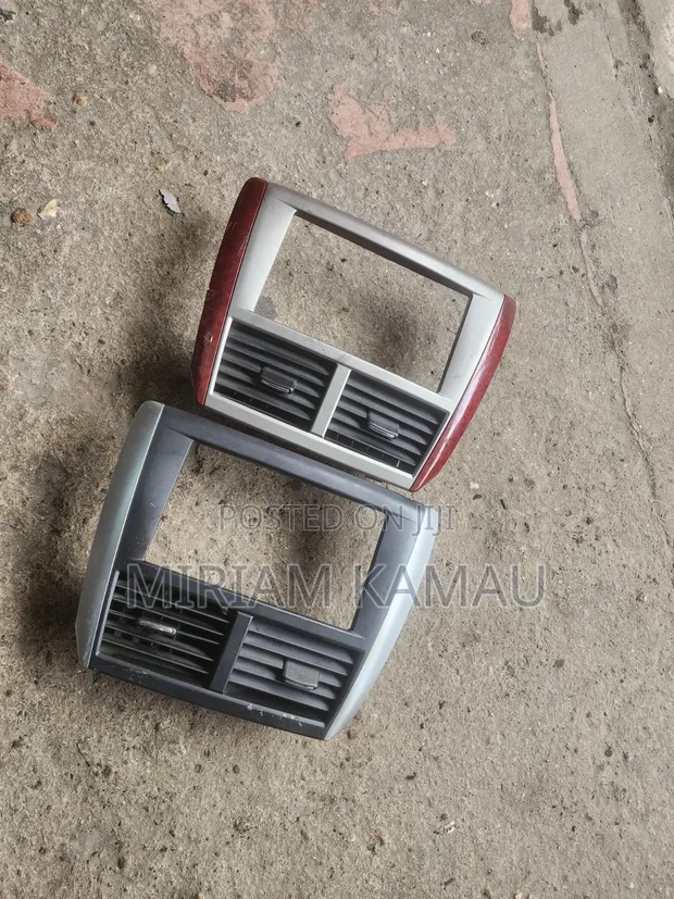 Konsoli ya Redio na Vents za Subaru - 1
