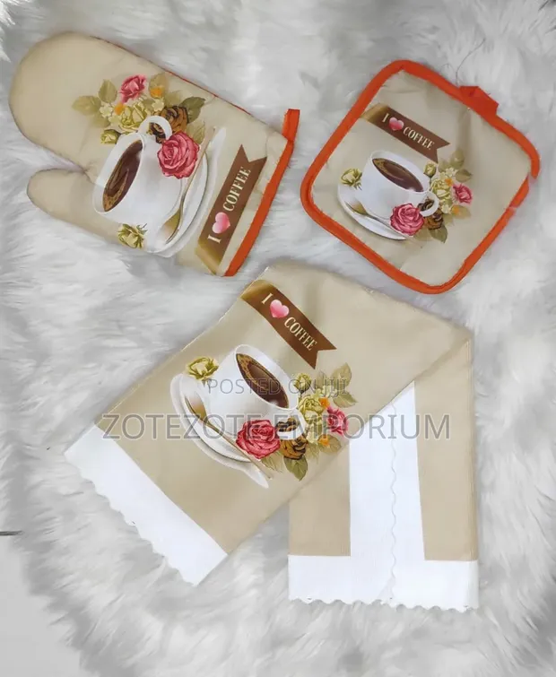 3-Piece Kitchen Glove Set - 1